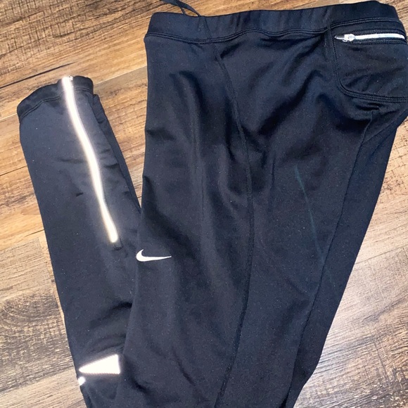 NIKE FIT DRY PANTS/leggings Size Small, Zipper at Ankles, reflective knees - Picture 7 of 7